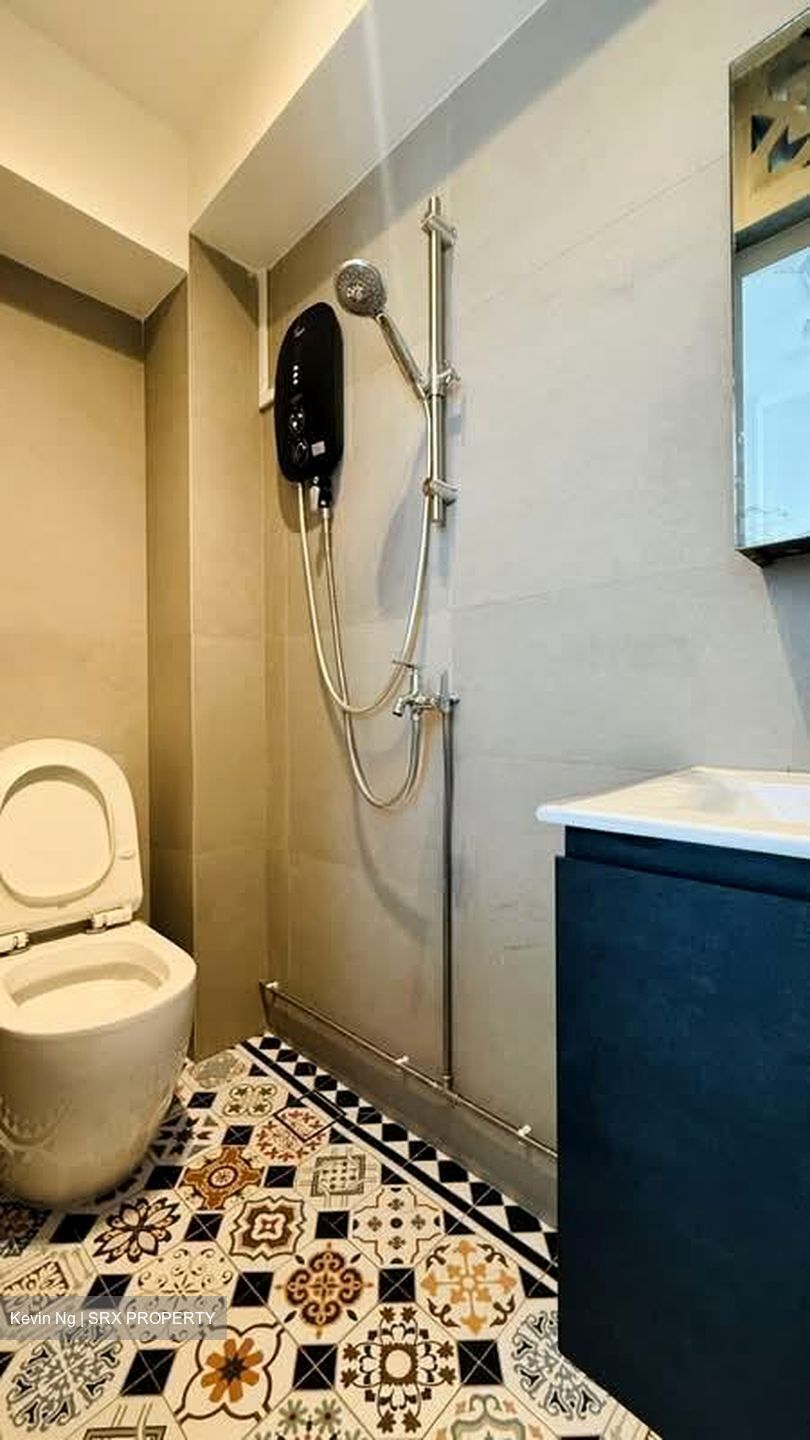 Blk 633 Hougang Avenue 8 (Hougang), HDB Executive #558942551